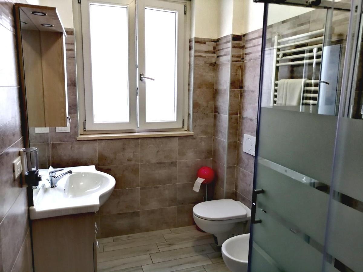 Alexa Casa Vacanze เปโร ภายนอก รูปภาพ